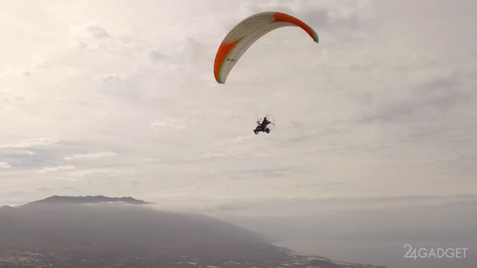 Первый в мире летающий электрический скутер (9 фото + видео)