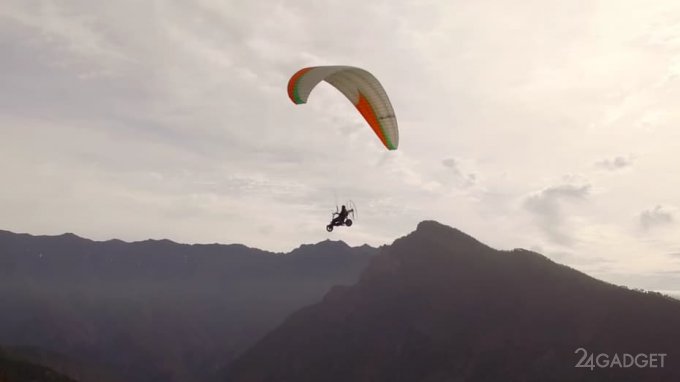 Первый в мире летающий электрический скутер (9 фото + видео)