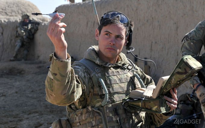 Армия США вооружит солдат карманными беспилотниками (4 фото)