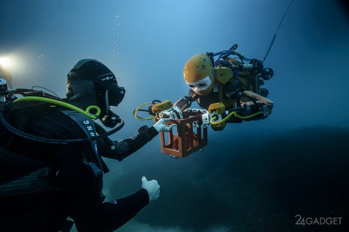 Подводный робот-археолог (9 фото + видео)