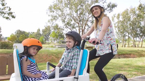 Велосипед-коляска для современных родителей (4 фото + видео)