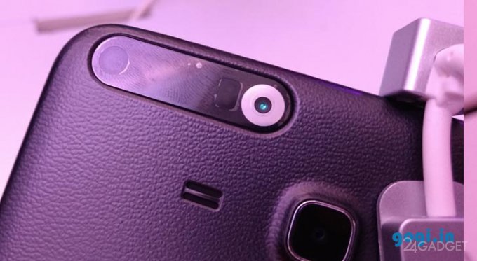 Samsung Galaxy Tab Iris - планшет со сканером радужки глаза (7 фото)