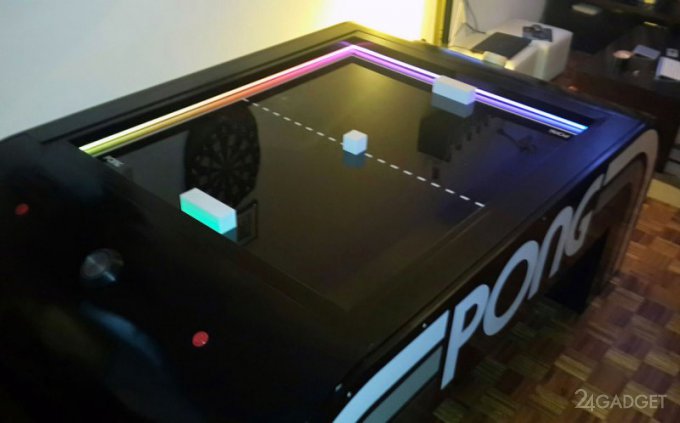 Самодельный стол для игры в Pong (видео)