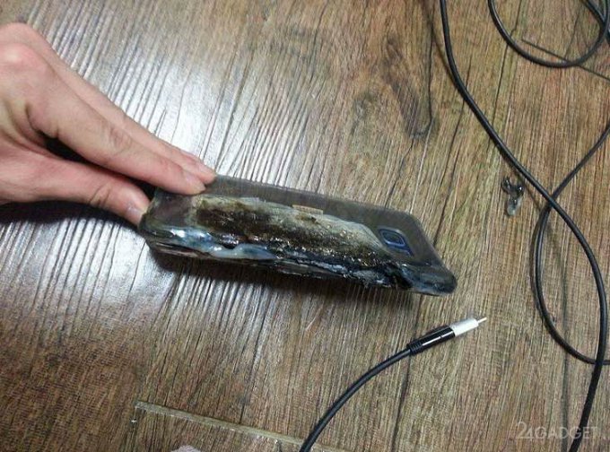 Зафиксировано первое возгорание Samsung Galaxy Note7 (5 фото)
