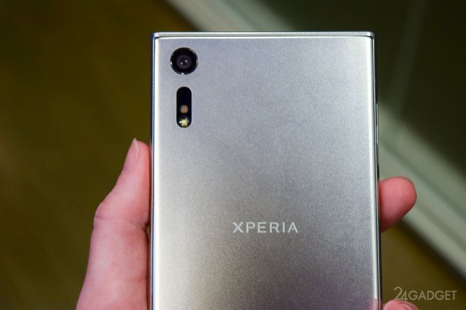 Xperia XZ и Xperia X Compact — камерофоны от Sony (21 фото)