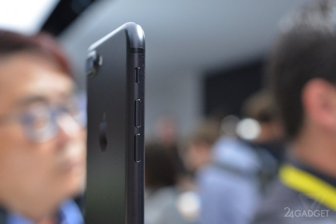 iPhone 7 и iPhone 7 Plus — водонепроницаемость, стереодинамики и двойная камера (44 фото + видео)