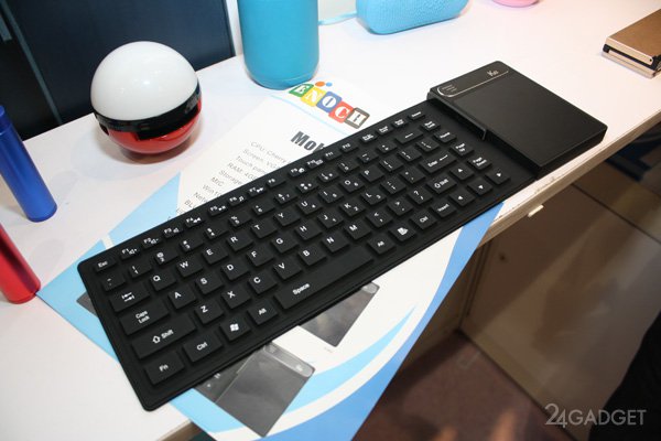 Vensmile K8 — гибкая клавиатура со встроенным мини-ПК (7 фото + видео)