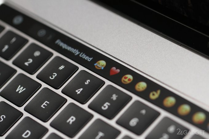 Новый MacBook Pro обзавелся панелью Touch Bar и Touch ID (22 фото  + 3 видео)