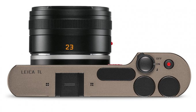 Фотокамера Leica TL позволяет загружать снимки в сеть (8 фото)