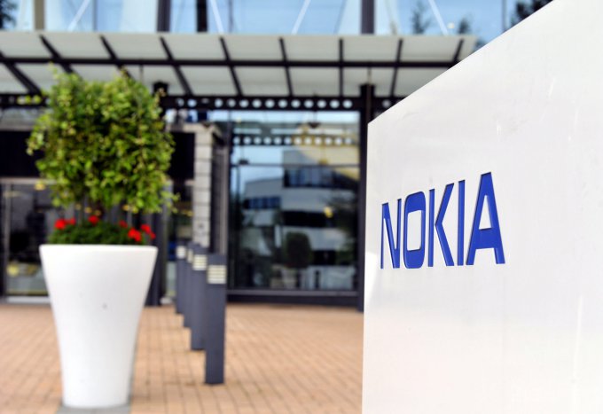 Nokia подала в суд на Apple