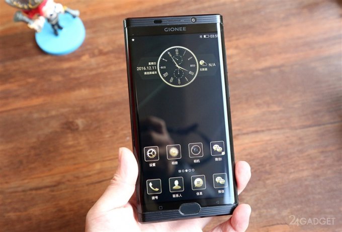 Смартфон класса "премиум" с аккумулятором емкостью 7 000 мАч (23 фото)