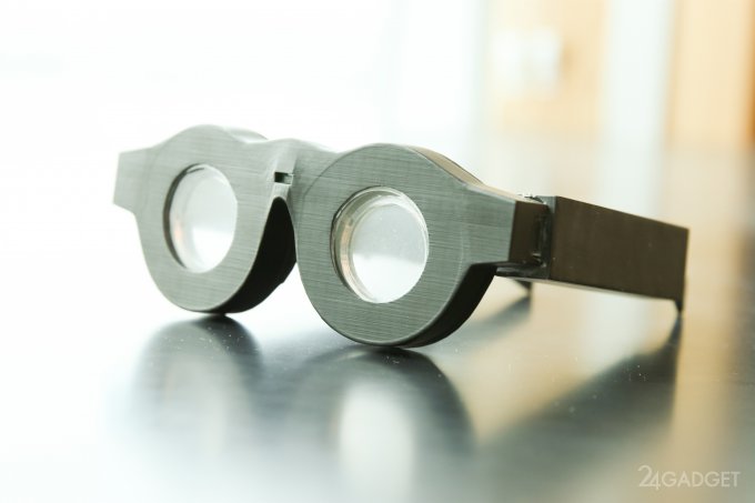 Очки с жидкими линзами сами фокусируются на нужном объекте (3 фото)