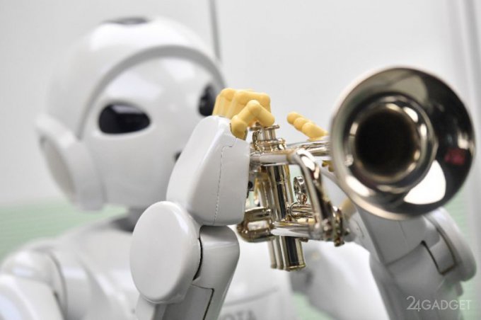 В Лондонском музее науки открыта выставка Robots (39 фото + 2 видео)