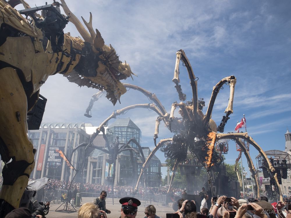 Робот иви. Гигантские монстры и гигантские роботы. Огромный робот паук.