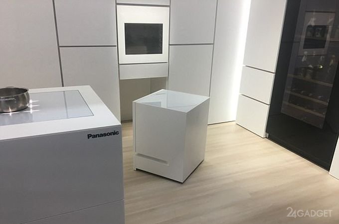 Panasonic предлагает холодильник, который подъезжает к хозяину (8 фото + видео)