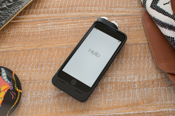 Основатель Pebble создал чехол для iPhone с местом под AirPods (7 фото + видео)
