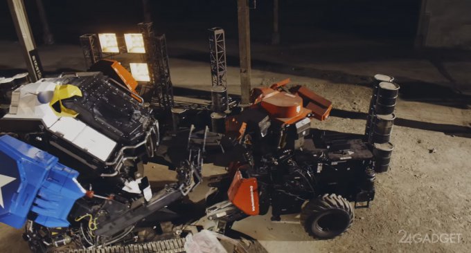 Состоялась трансляция боя американского и японского роботов-гигантов (13 фото + видео)