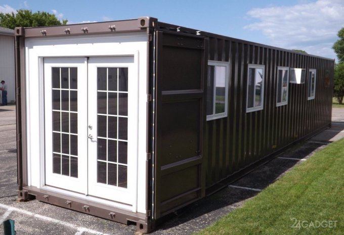 Amazon took up the sale of houses from containers (8 photos)