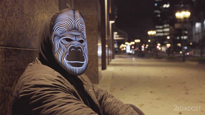 Потрясающая маска, светящаяся в такт музыке (9 фото + видео)