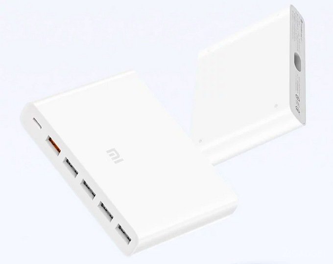 У Xiaomi появилась USB-зарядка на 6 портов и мощностью 60 Вт (5 фото)
