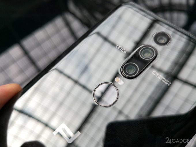 Huawei Porsche Design Mate RS: 512 ГБ встроенной памяти, сканер отпечатков в экране и 40-Мп камера (19 фото)