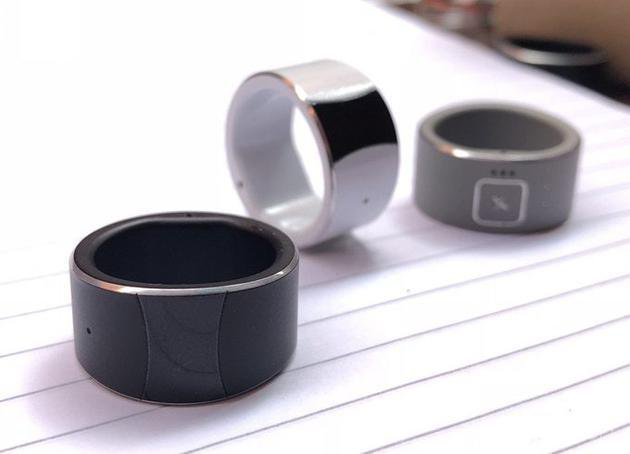 Xenxo — умное кольцо, заменяющее кошелек, гарнитуру и будильник (7 фото + видео)