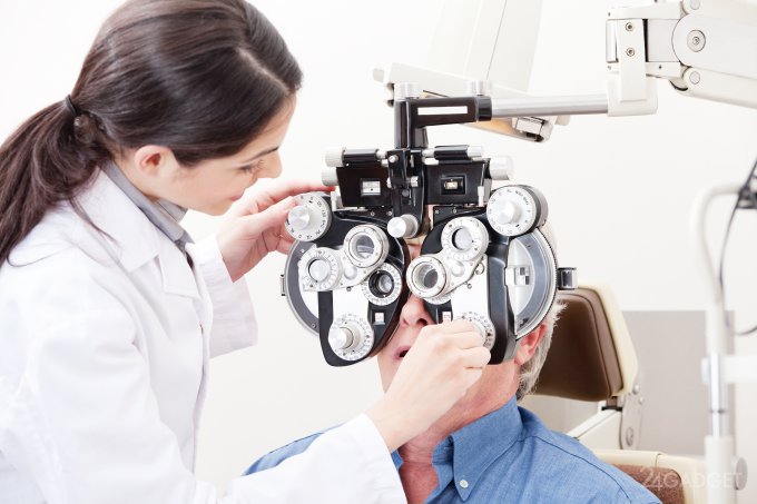 Возрастные проблемы со зрением будут побеждены очками-протезом