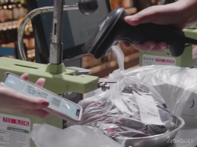 Alibaba opened an unusual robotic restaurant in Shanghai (12 photos + video)