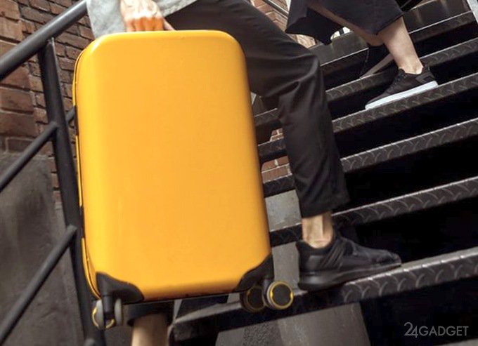 Прочный смарт-чемодан со сканером отпечатков пальцев от Xiaomi (4 фото)