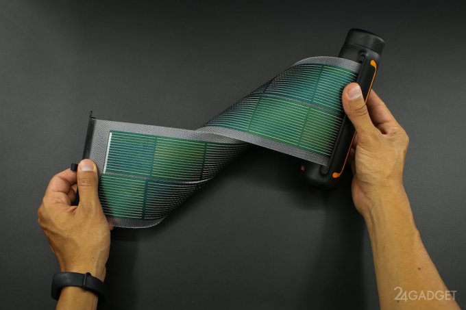Solar Scroll — солнечная батарея-рулон для путешественников (9 фото + видео)