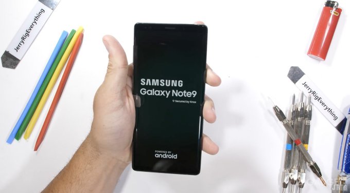 Samsung Galaxy Note 9 выдержал тесты на прочность (видео)