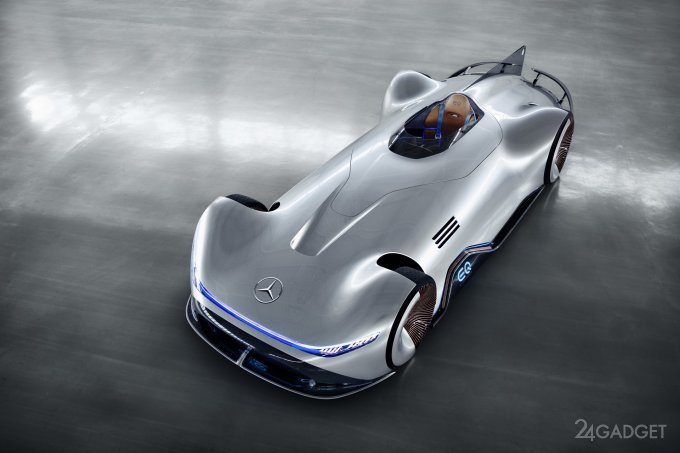 Vision EQ Silver Arrow — спортивный электрокар от Mercedes-Benz (20 фото + 2 видео)