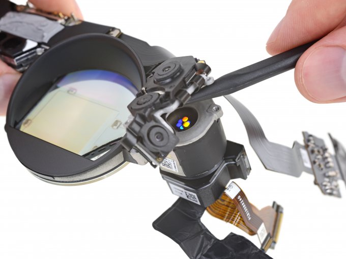 iFixit изучил очки дополненной реальности Magic Leap изнутри (14 фото + видео)