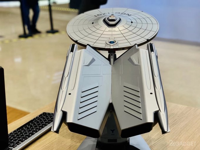 Топовый геймерский ПК создали в облике звездолёта из Star Trek (6 фото)