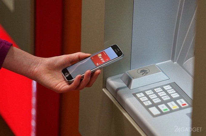 Российские банкоматы позволят снимать деньги с помощью смартфона (3 фото)