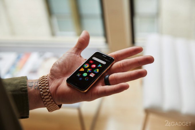 Palm — смартфон размером с кредитку на полноценной ОС Android (25 фото)