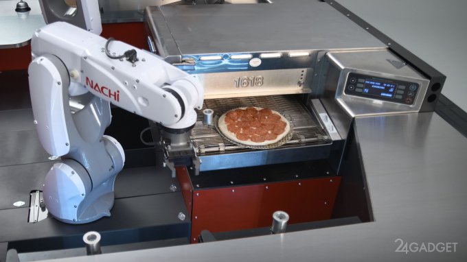 Брутальный пикап Toyota Tundra готовит пиццу на ходу (13 фото +видео)