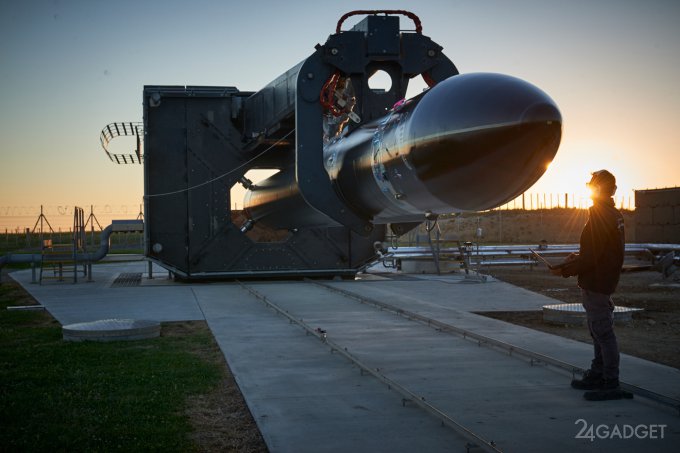 Rocket Lab наступает на пятки SpaceX (3 фото + видео)