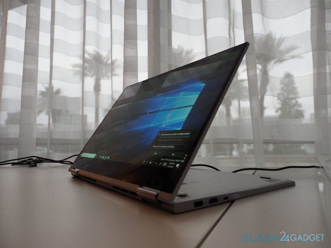 CES 2019: классический ноутбук, перевёртыш и моноблок серии Lenovo Yoga (15 фото + видео)
