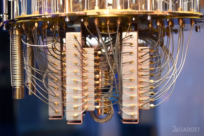 IBM анонсировала первый в мире коммерческий квантовый компьютер (9 фото + видео)