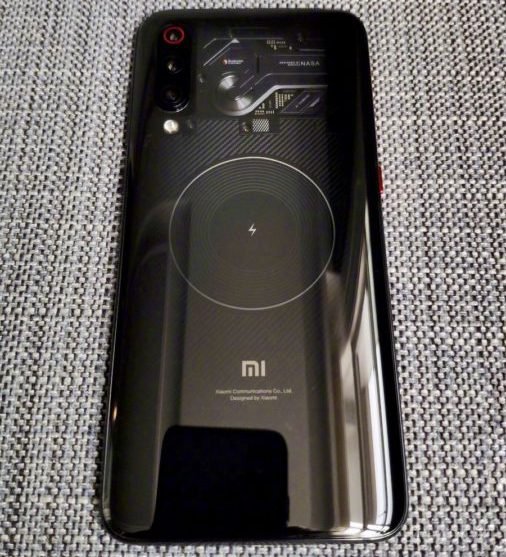 Xiaomi раскрыла детали флагмана Mi 9 до его официального анонса (15 фото)