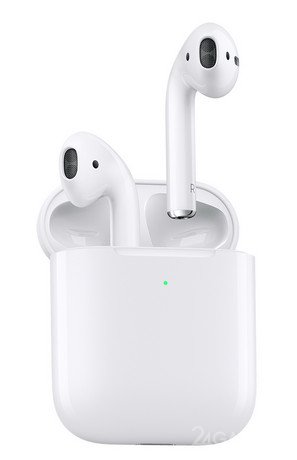 Apple AirPods обзавелись слушающей Siri и беспроводной зарядкой (4 фото)