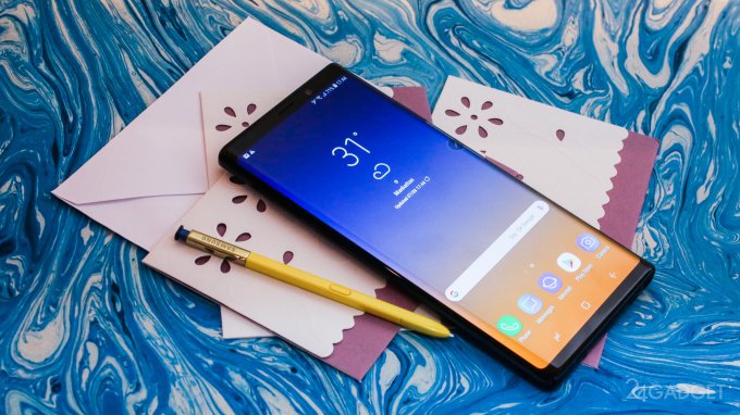 Samsung может представить две версии Galaxy Note 10 (3 фото)
