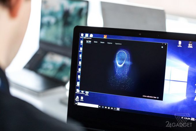 Intel показала самый необычный ноутбук с двумя экранами (7 фото + 2 видео)