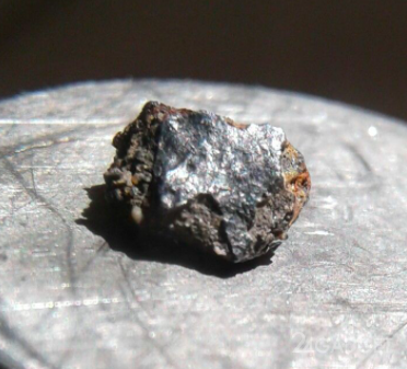 На упавшем в США метеорите нашли органику внеземного происхождения (2 фото)