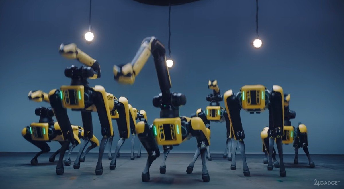 Танец роботов на играх будущего. Танец роботов Бостон Динамикс. Роботы Бостон Динамикс танцуют. Танец робота. Робот танцует.