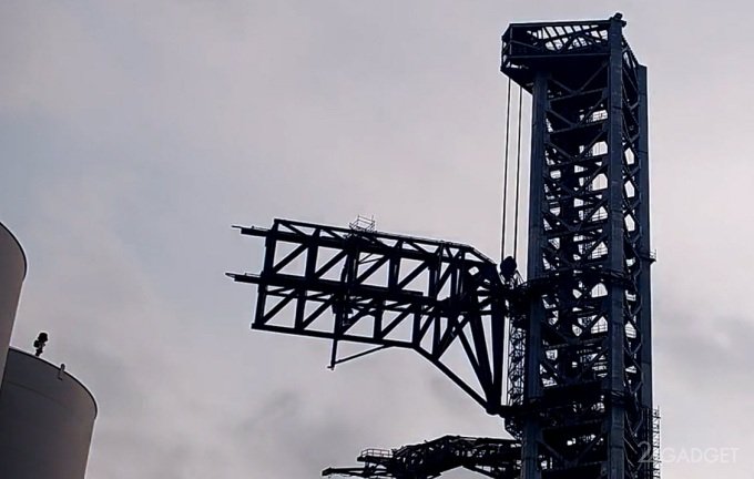Илон Маск представил башню «Мехазиллу», предназначенную для ловли Super Heavy (видео)
