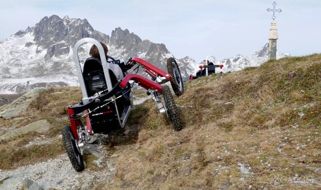 Французский паукообразный электромобиль Swincar е-Spider получил две модифицированные версии (2 фото + видео)
