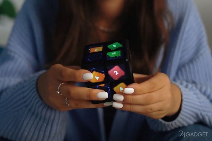 WowCube - игровая консоль в виде интерактивного кубика Рубика (видео)