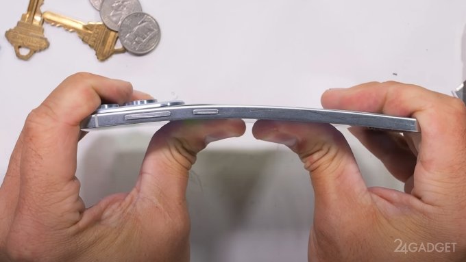 Тонкий смартфон Samsung Galaxy S25 Edge протестировали на прочность (видео)